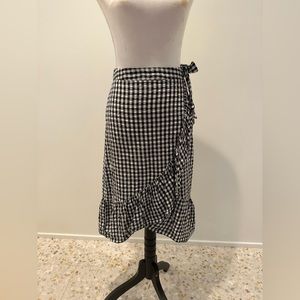 checkered gingham skirt